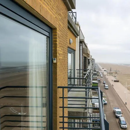 Apartment Les Petrels 601 With Sea View In
