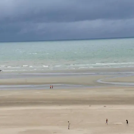 In With Stunning Sea View